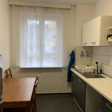 Just - Fuer Bis Zu 12 Personen