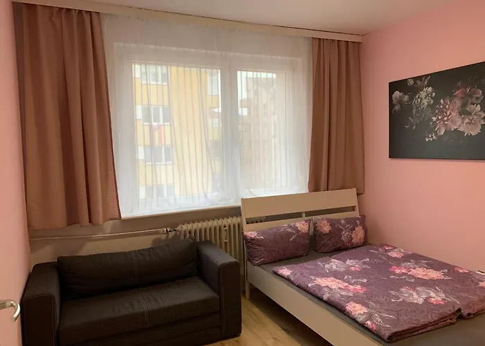 Just - Für Bis Zu 12 Personen Berlín