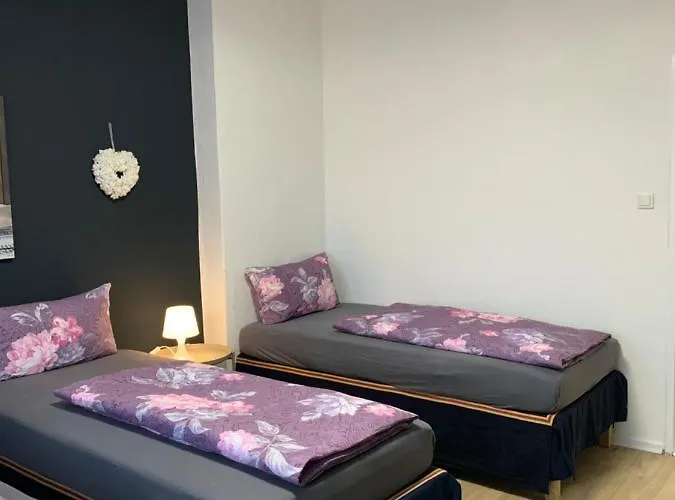 Just - Fuer Bis Zu 12 Personen 柏林