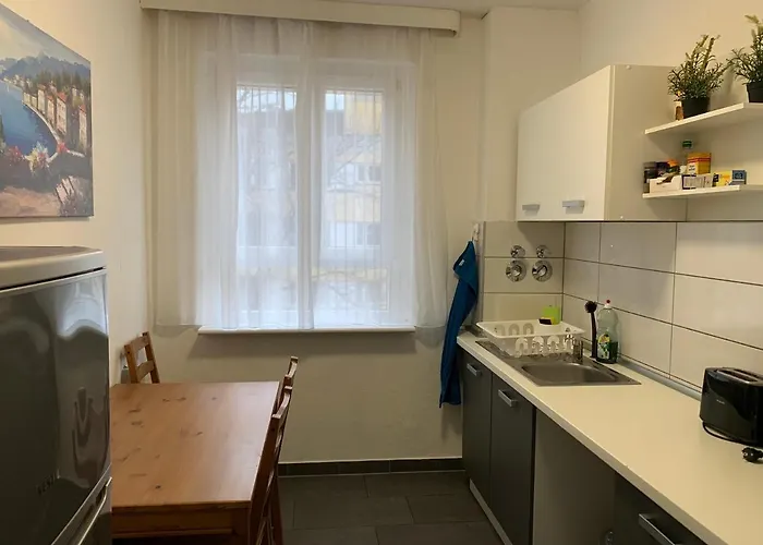 Just - Fuer Bis Zu 12 Personen